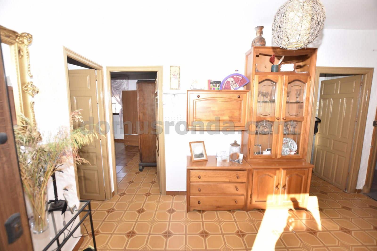 3 bedroom Villa for sale in Ronda - € 179,000 (Ref: 9315196)