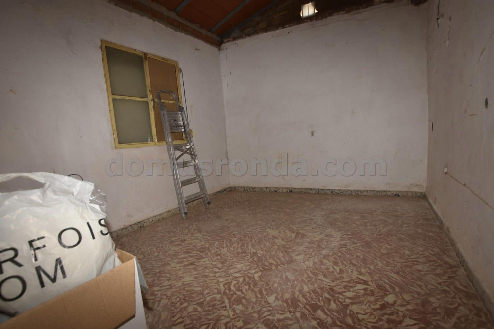 3 bedroom Villa for sale in Ronda - € 179,000 (Ref: 9315196)