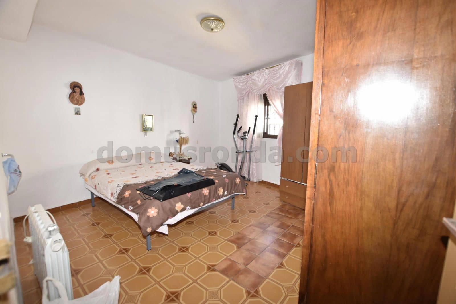 3 bedroom Villa for sale in Ronda - € 179,000 (Ref: 9315196)