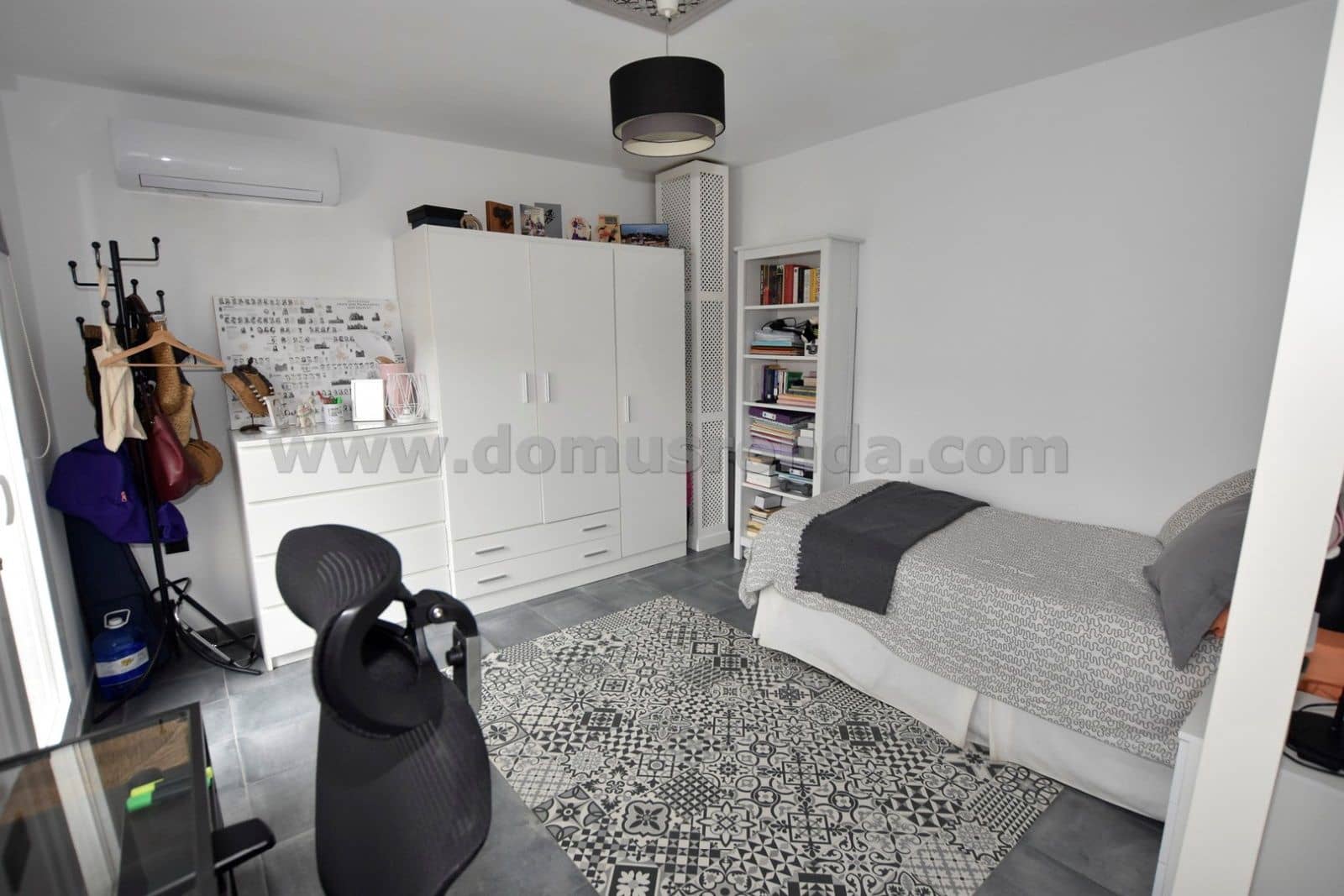 3 slaapkamer Villa te koop in Ronda met garage - € 285.000 (Ref: 9325207)