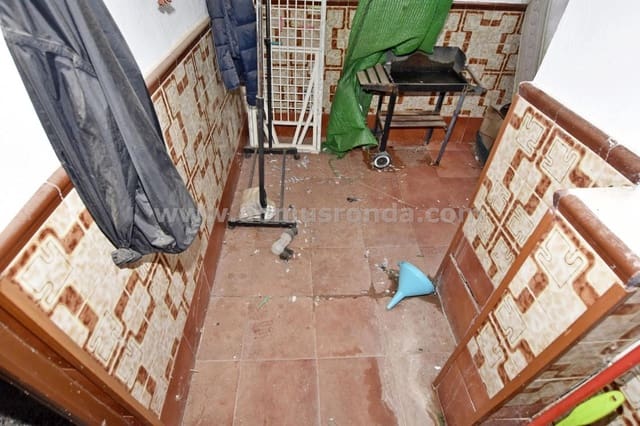 2 soverom Villa til salgs i Arriate - € 89 500 (Ref: 9353918)