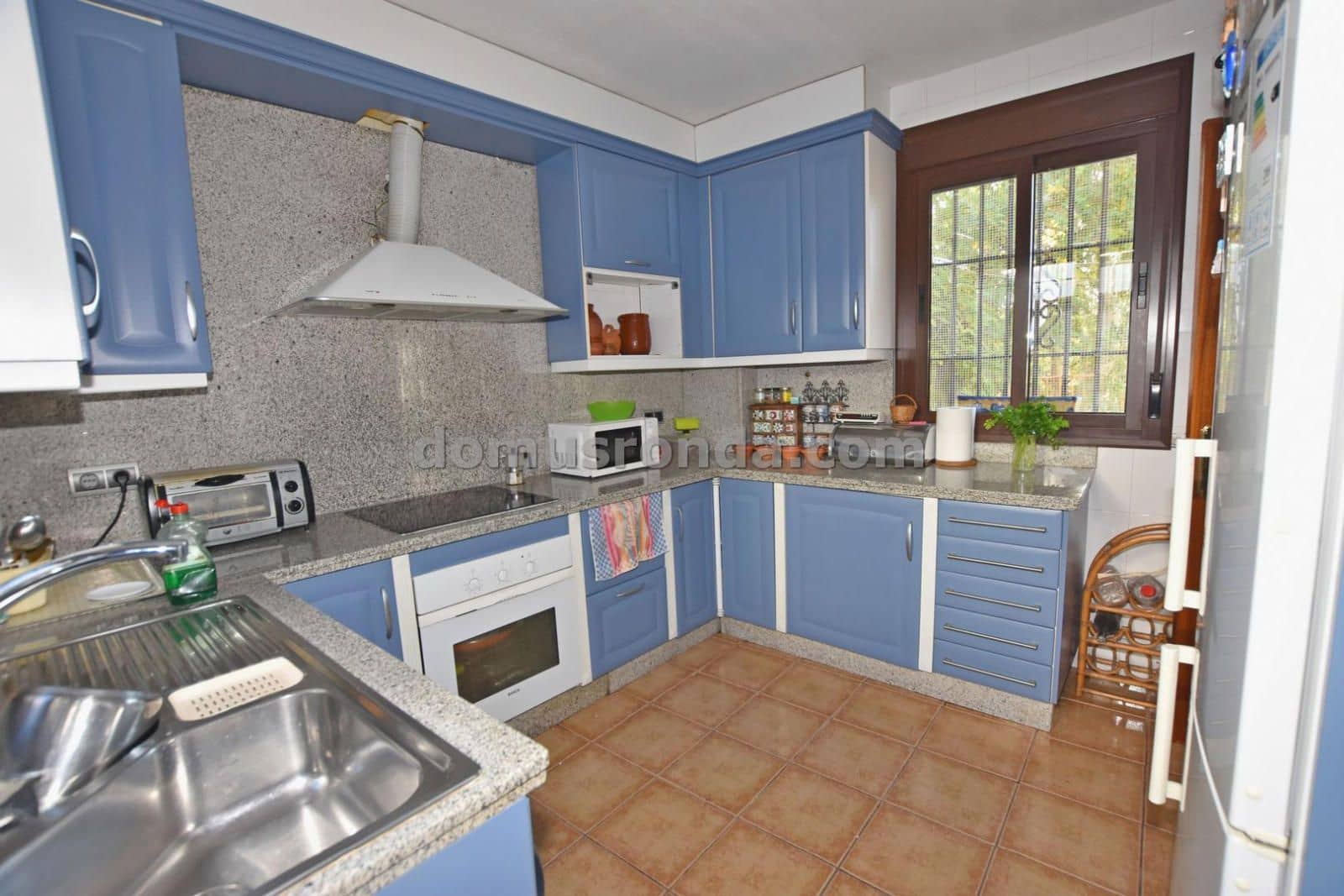 3 bedroom Villa for sale in Ronda - € 320,000 (Ref: 9383200)