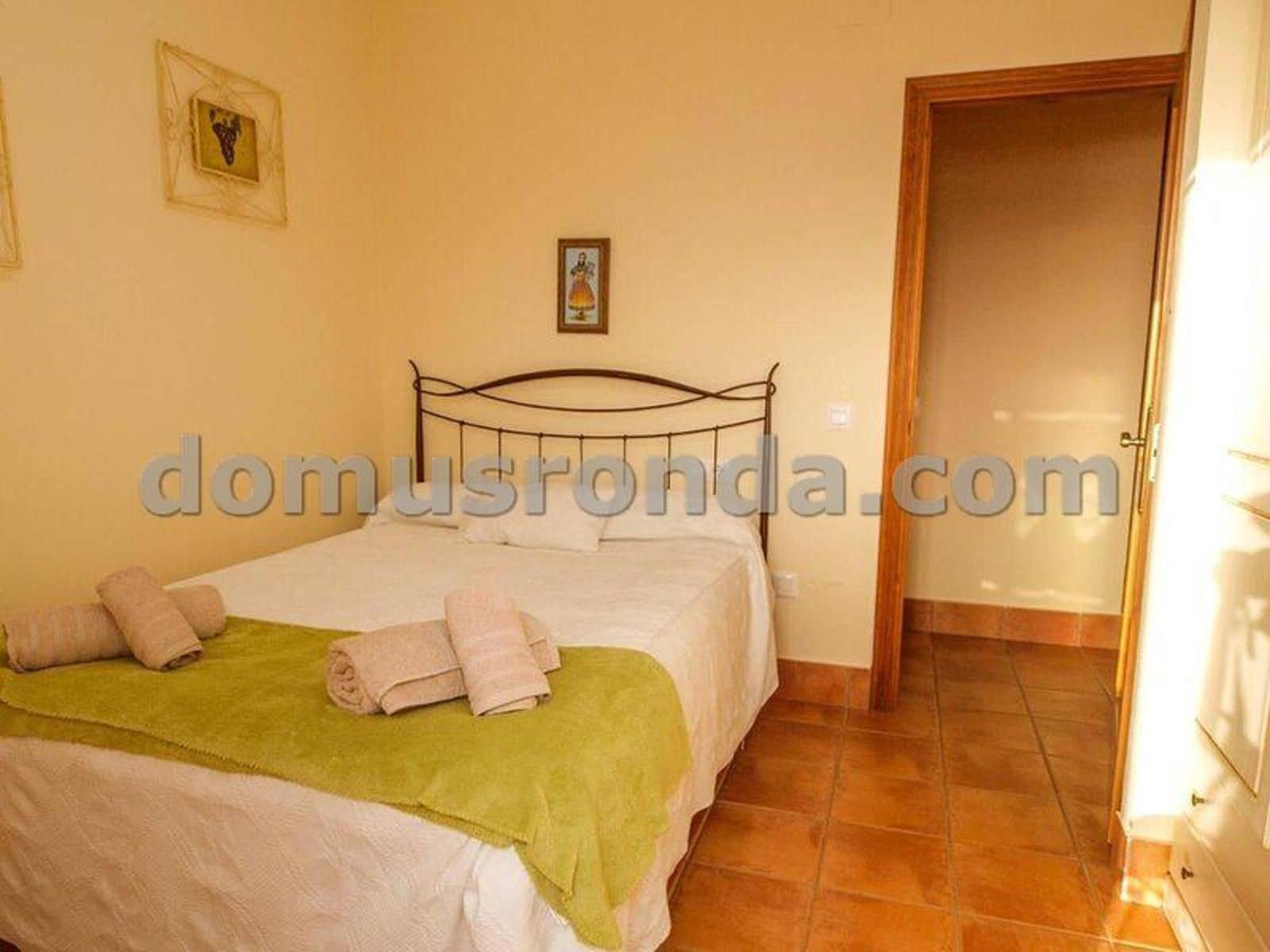 4 slaapkamer Villa te koop in El Gastor met zwembad garage - € 430.000 (Ref: 9386521)