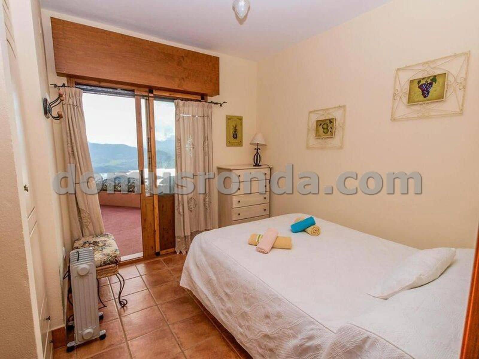 4 slaapkamer Villa te koop in El Gastor met zwembad garage - € 430.000 (Ref: 9386521)