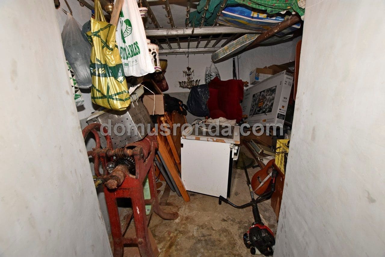 10 slaapkamer Villa te koop in Arriate met zwembad - € 495.000 (Ref: 9394241)