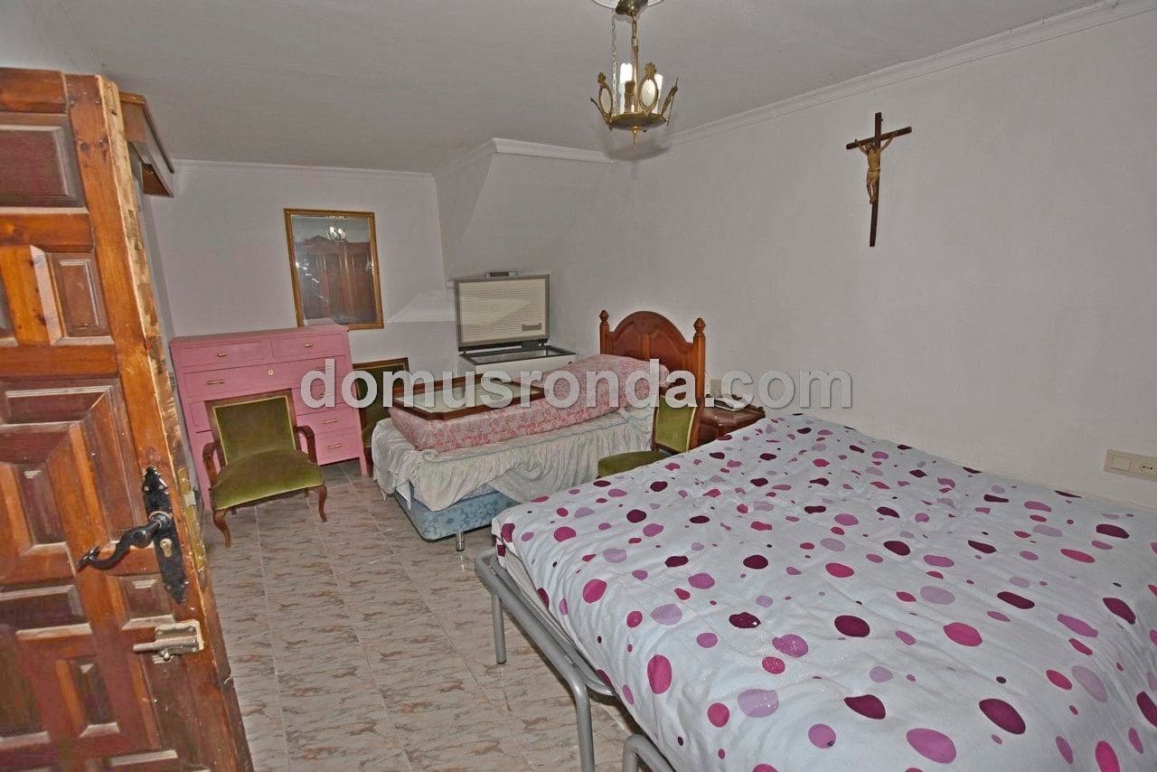 10 slaapkamer Villa te koop in Arriate met zwembad - € 495.000 (Ref: 9394241)