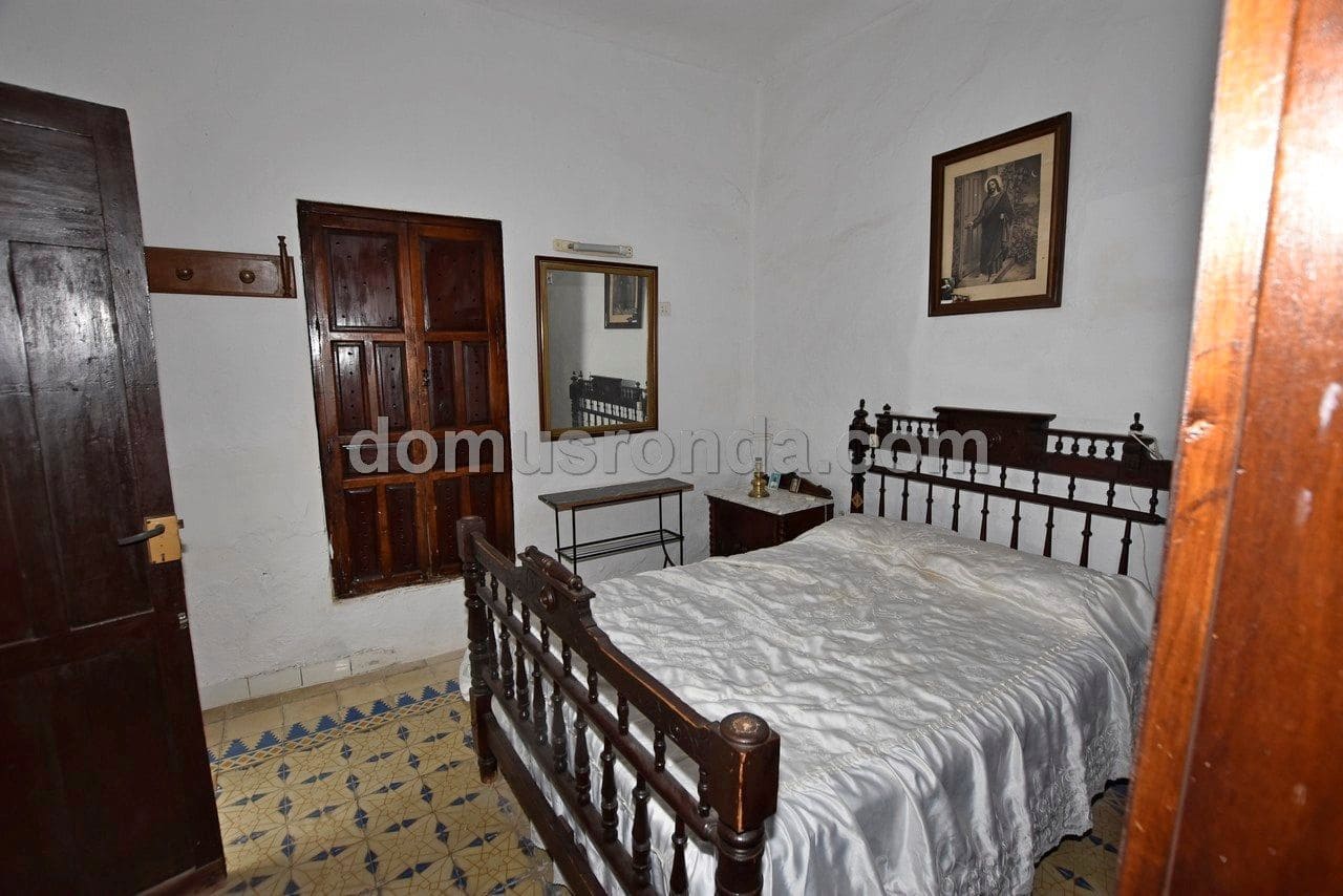 10 slaapkamer Villa te koop in Arriate met zwembad - € 495.000 (Ref: 9394241)