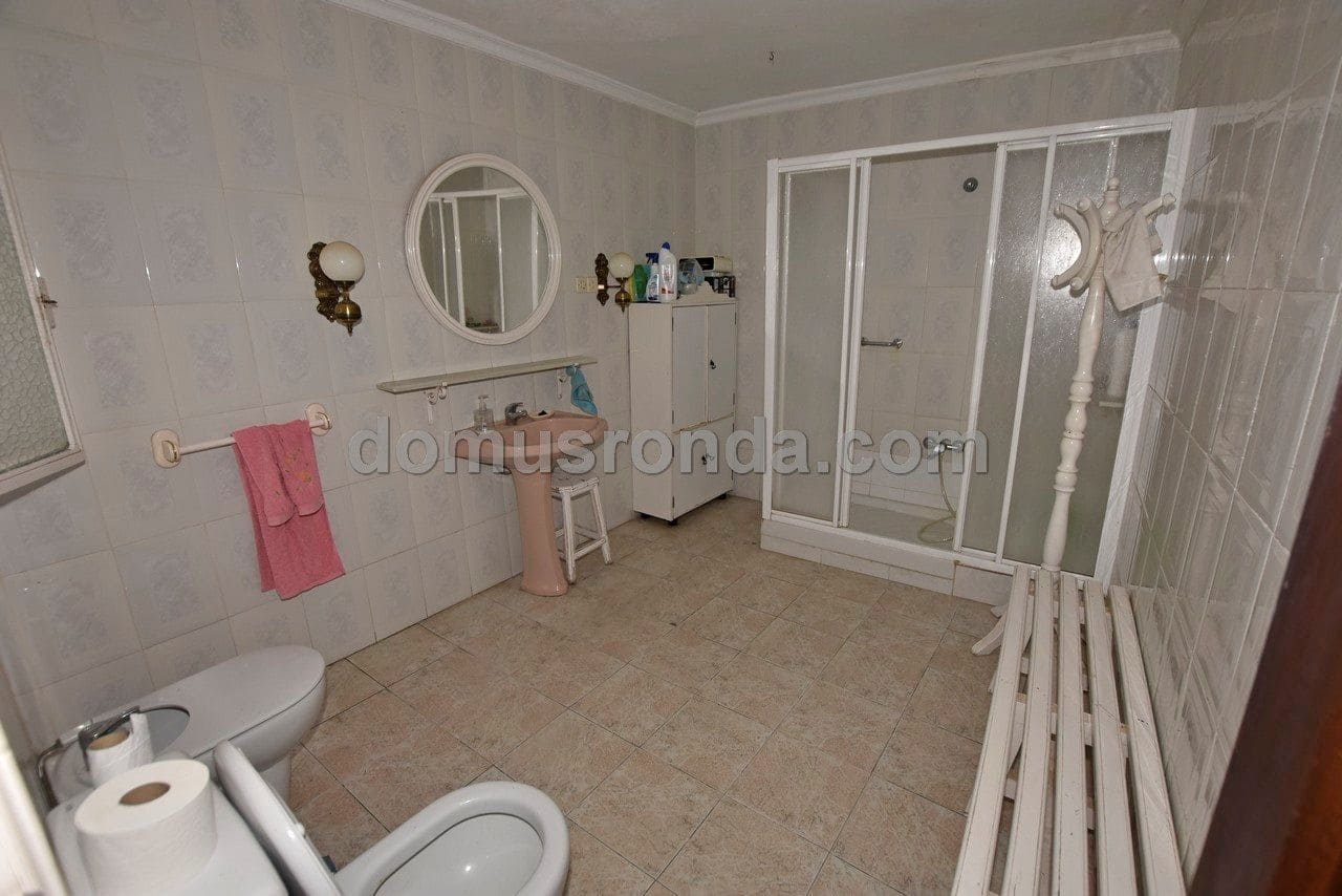 10 slaapkamer Villa te koop in Arriate met zwembad - € 495.000 (Ref: 9394241)