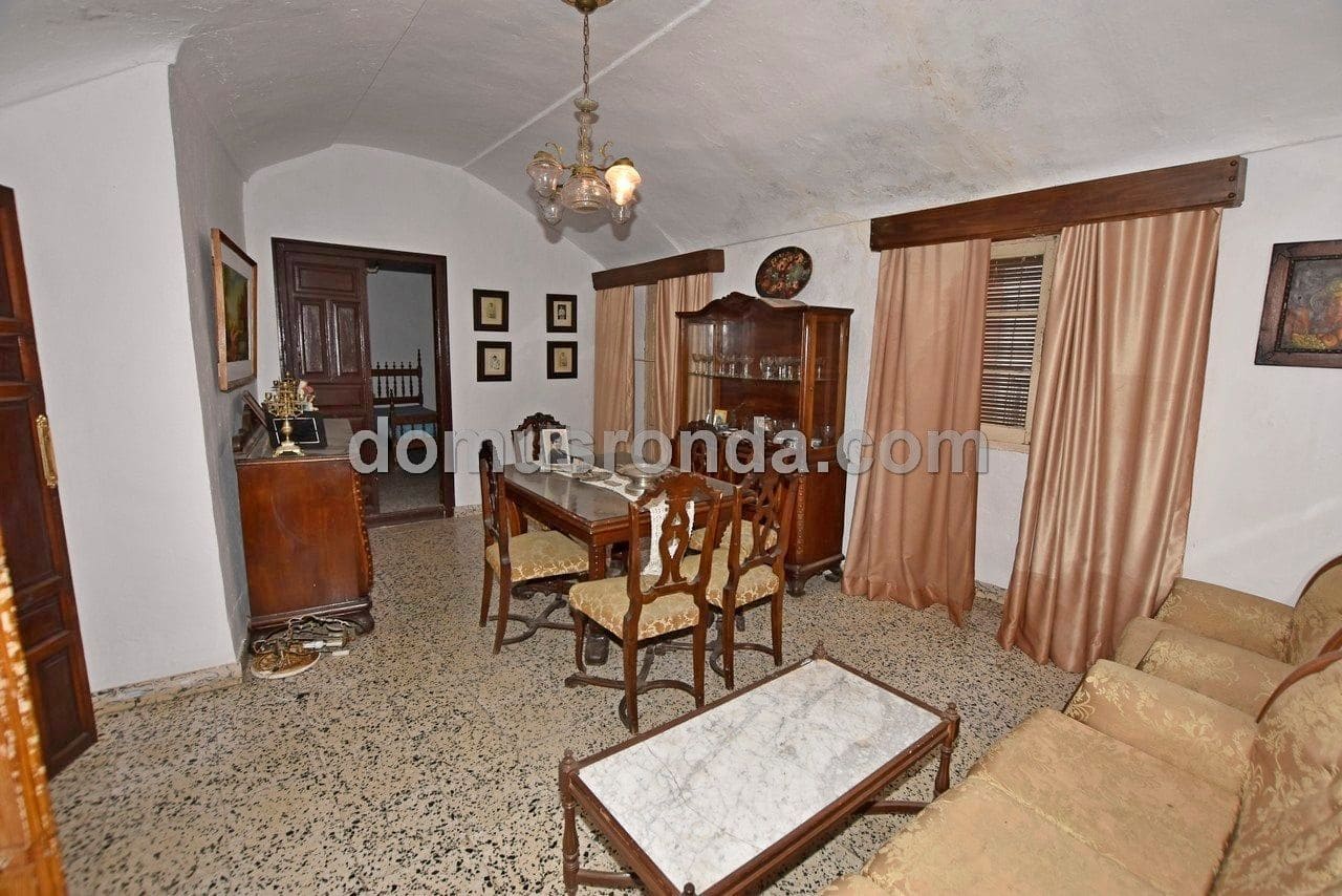 10 slaapkamer Villa te koop in Arriate met zwembad - € 495.000 (Ref: 9394241)