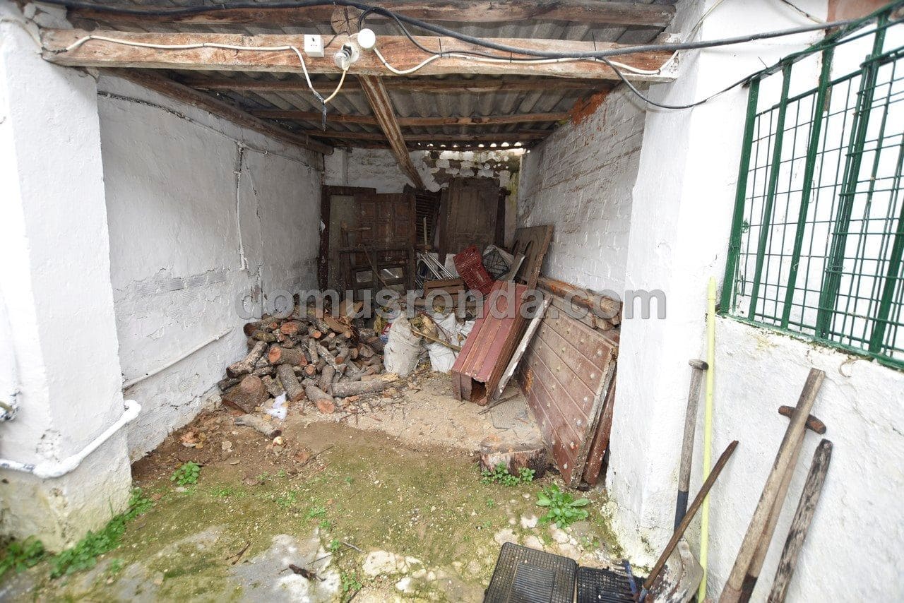 10 slaapkamer Villa te koop in Arriate met zwembad - € 495.000 (Ref: 9394241)