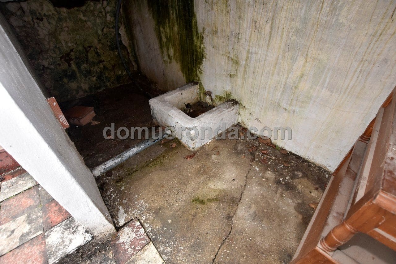 10 slaapkamer Villa te koop in Arriate met zwembad - € 495.000 (Ref: 9394241)