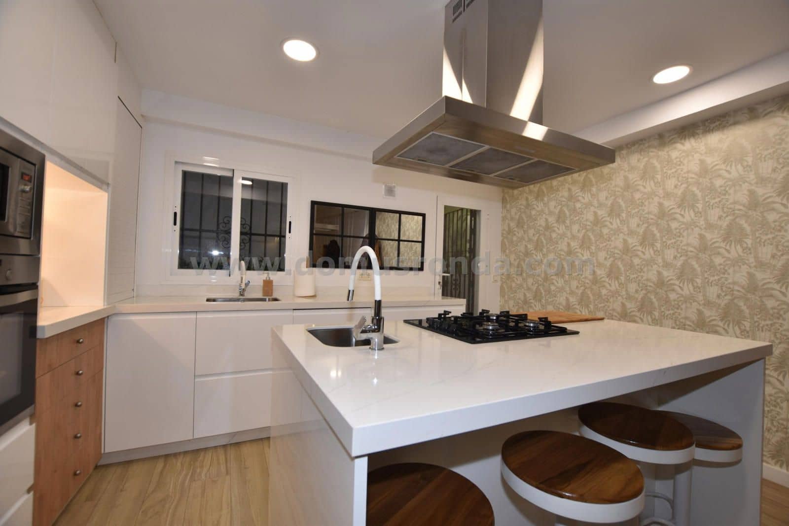 2 bedroom Villa for sale in Ronda - € 360,000 (Ref: 9394388)