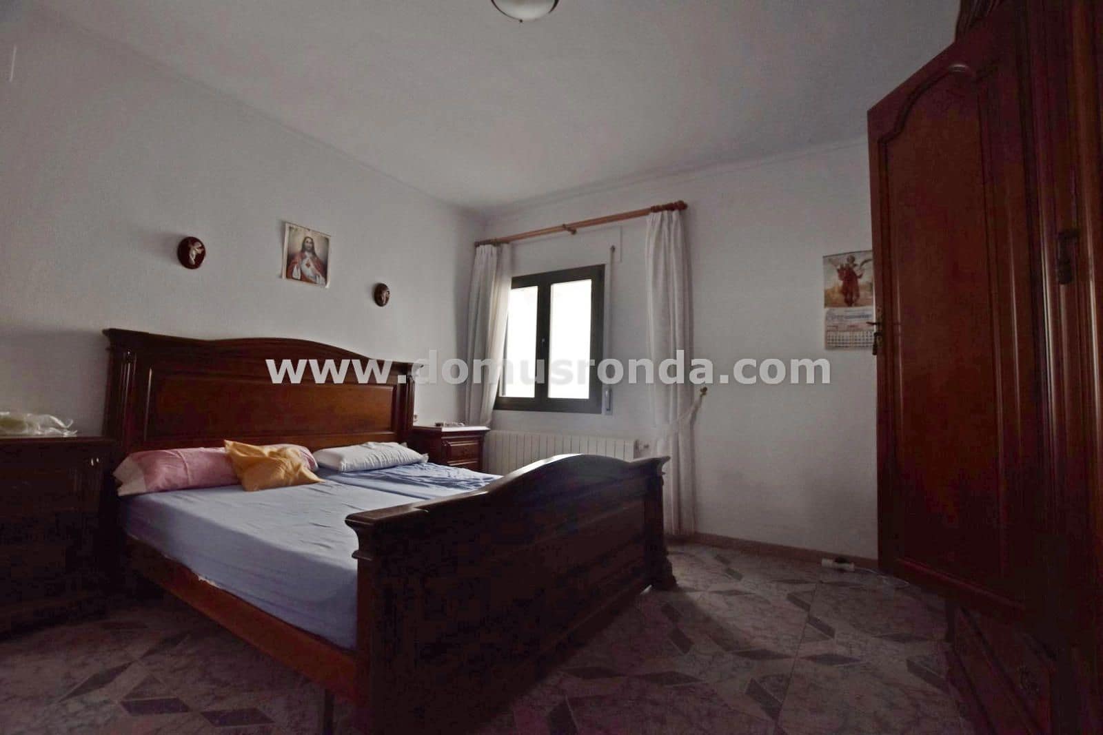 6 makuuhuone Huvila myytävänä paikassa Montejaque mukana 
autotalli - 198 000 € (Ref: 9462904)