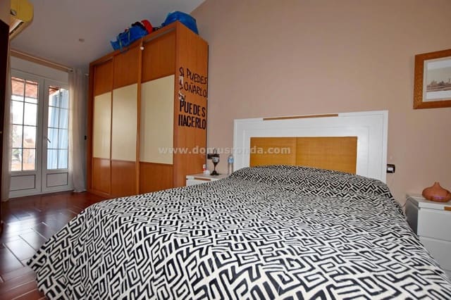 3 makuuhuone Asunto myytävänä paikassa Ronda - 199 000 € (Ref: 9469823)