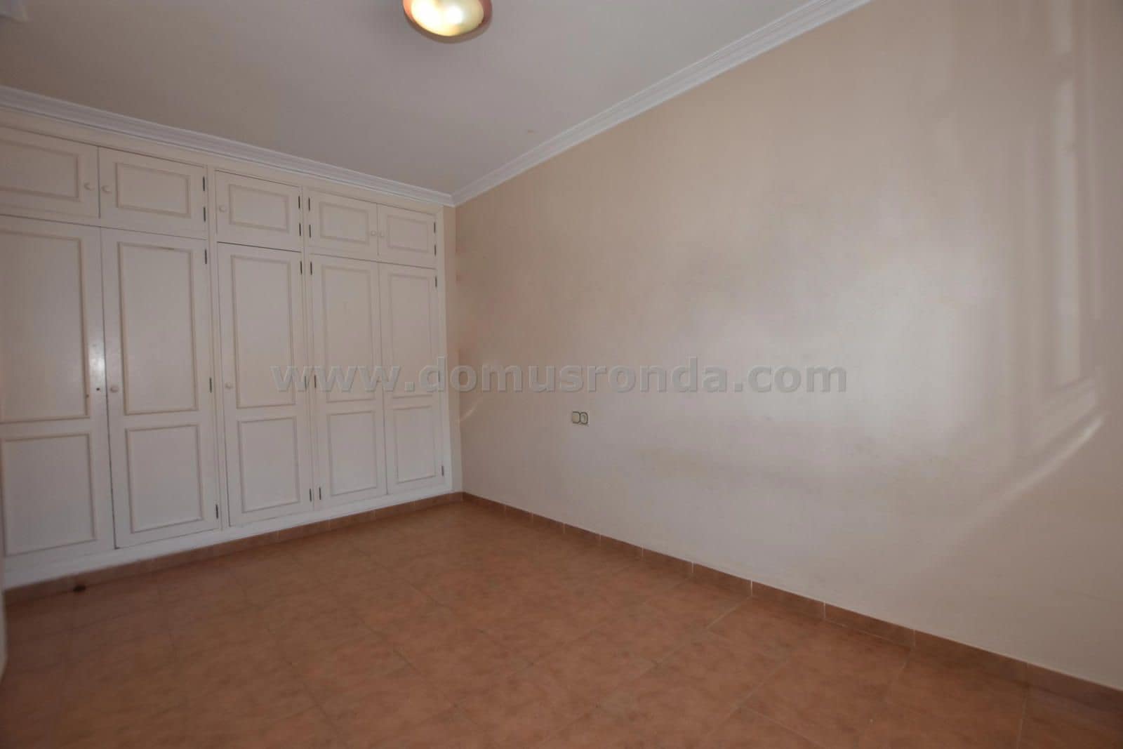 3 bedroom Townhouse for sale in Ronda with garage - € 245,000 (Ref: 9511121)