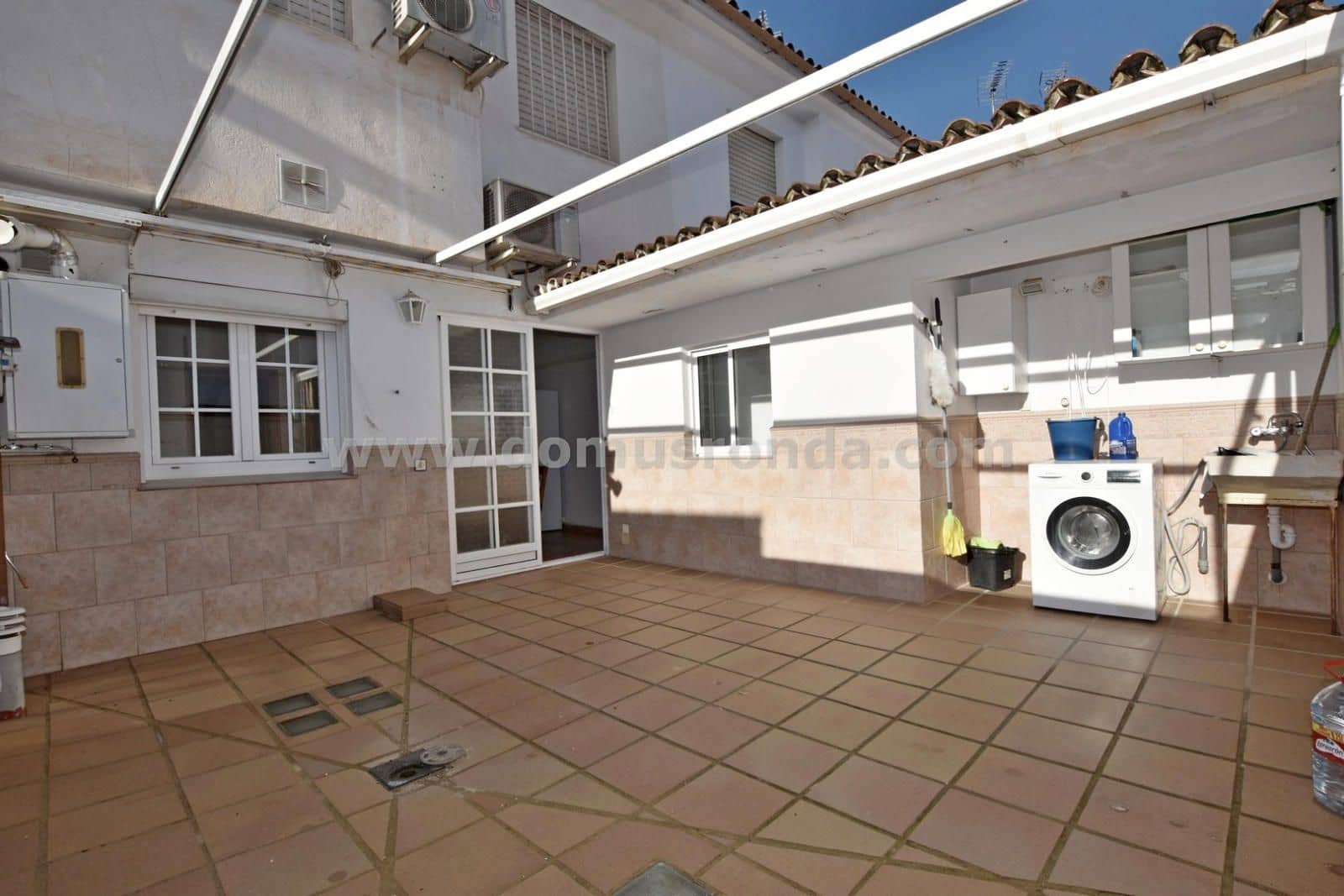 3 bedroom Townhouse for sale in Ronda with garage - € 245,000 (Ref: 9511121)