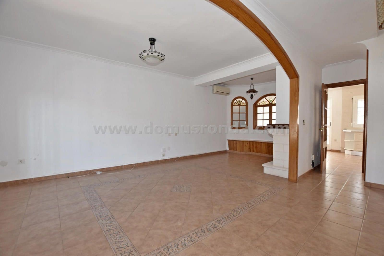 3 bedroom Townhouse for sale in Ronda with garage - € 245,000 (Ref: 9511121)
