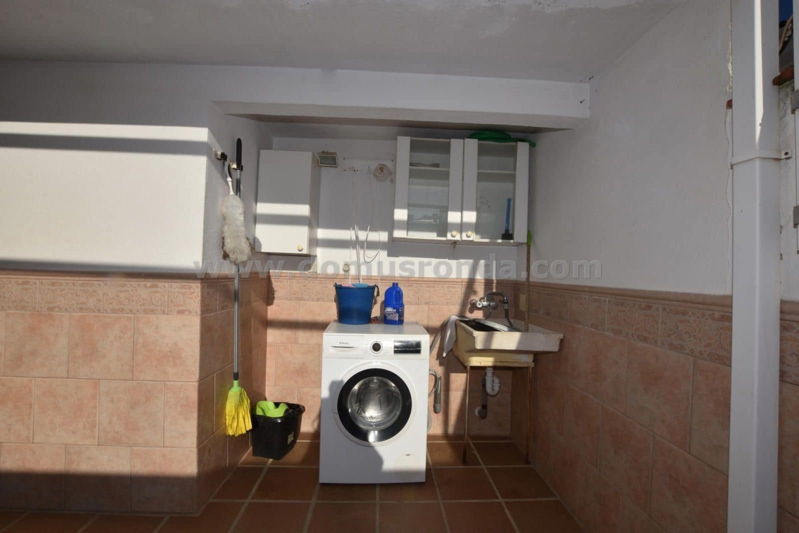 3 bedroom Townhouse for sale in Ronda with garage - € 245,000 (Ref: 9511121)