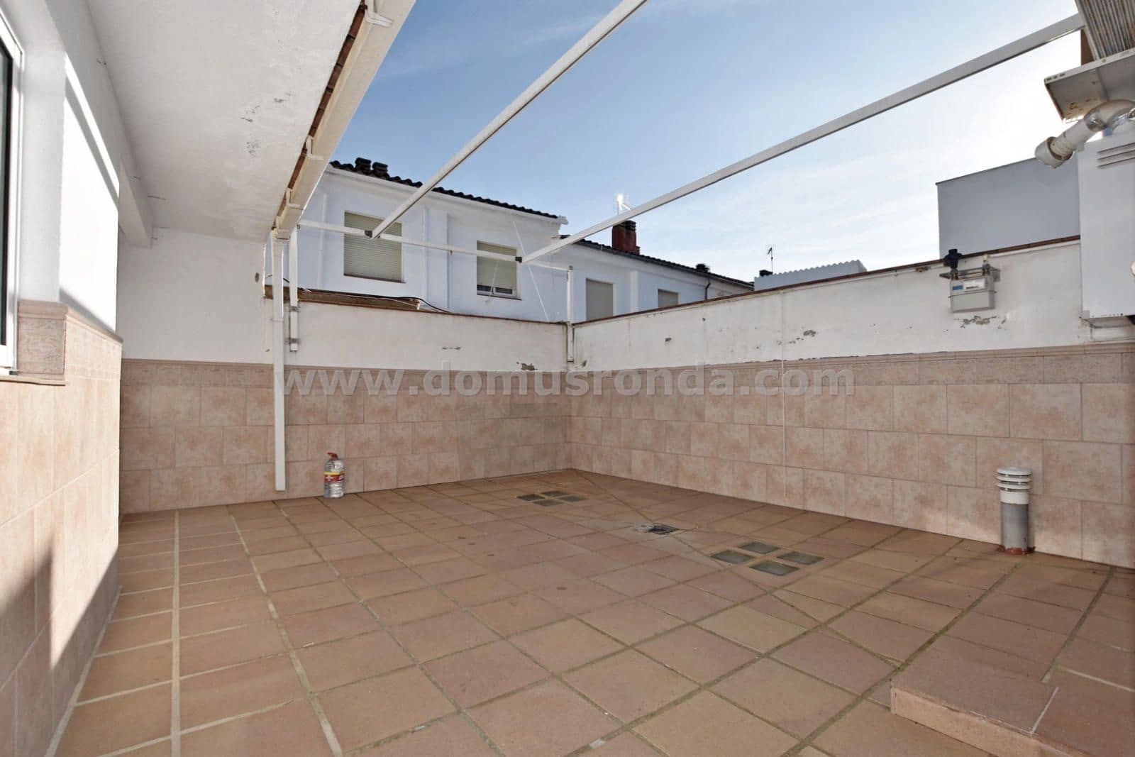 3 bedroom Townhouse for sale in Ronda with garage - € 245,000 (Ref: 9511121)