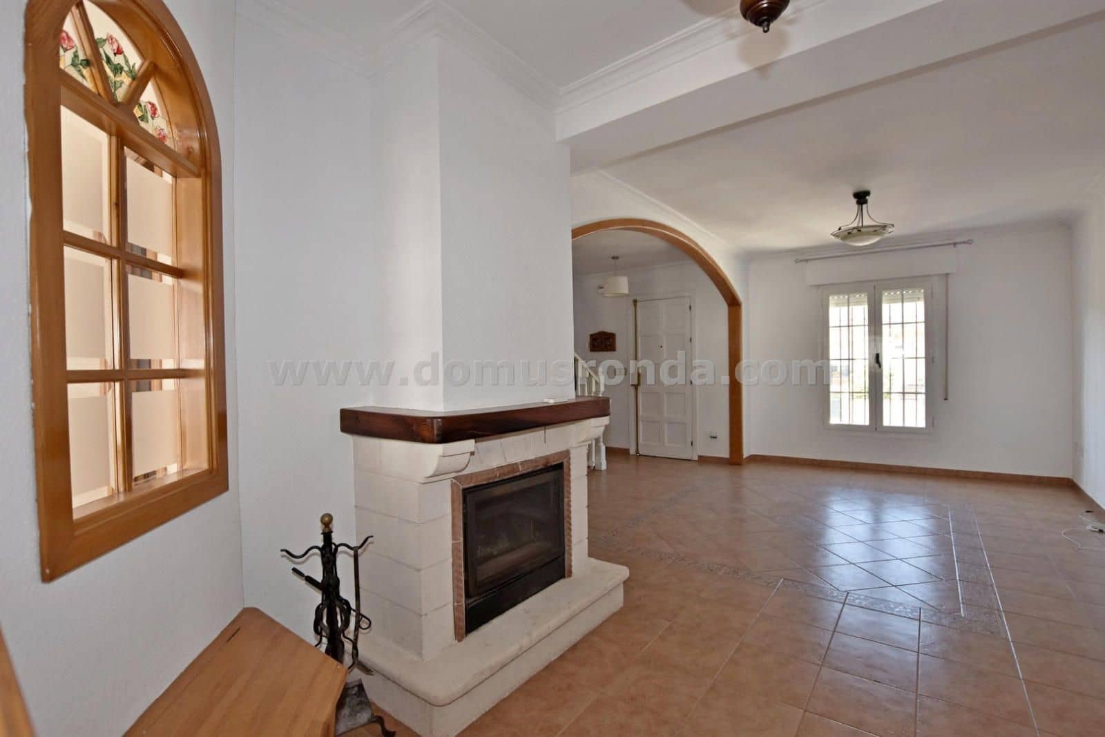 3 bedroom Townhouse for sale in Ronda with garage - € 245,000 (Ref: 9511121)