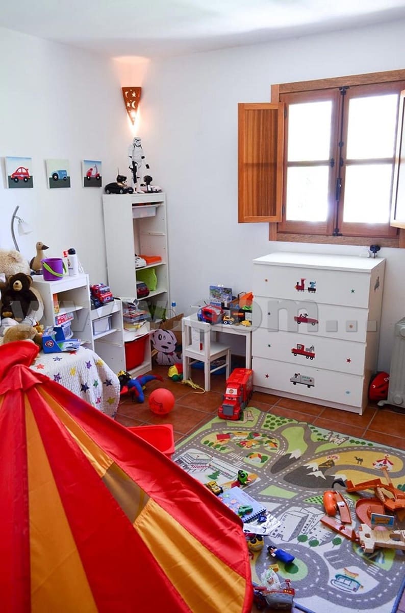 4 slaapkamer Finca/Landhuis te koop in Arriate - € 600.000 (Ref: 9528990)