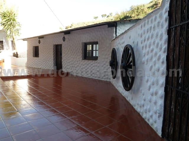 4 slaapkamer Finca/Landhuis te koop in Arriate - € 600.000 (Ref: 9528990)