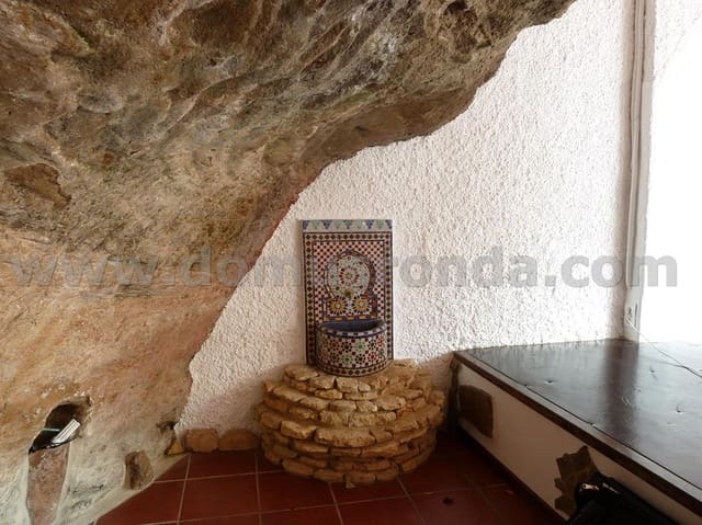 4 slaapkamer Finca/Landhuis te koop in Arriate - € 600.000 (Ref: 9528990)