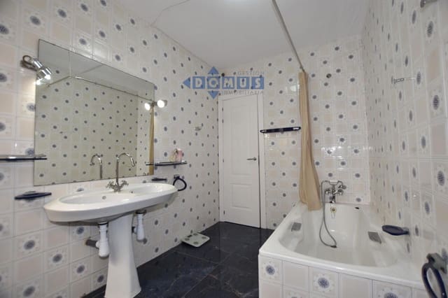 2 slaapkamer Flat te koop in Ronda - € 179.000 (Ref: 9779129)