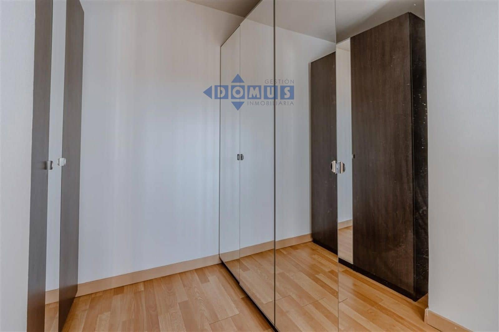 2 chambre Penthouse à vendre à San Pedro de Alcantara avec garage - 380 000 € (Ref: 9780816)