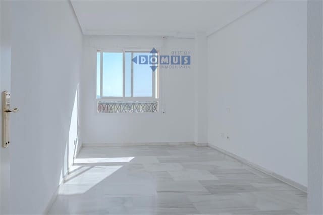 2 chambre Penthouse à vendre à San Pedro de Alcantara, Marbella avec garage - 380 000 € (Ref: 9780816)