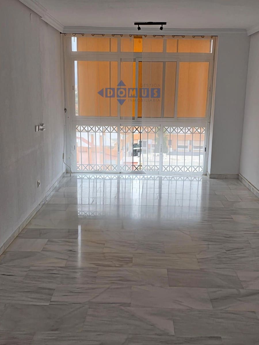 2 bedroom Penthouse for sale in San Pedro de Alcantara with garage - € 380,000 (Ref: 9780816)