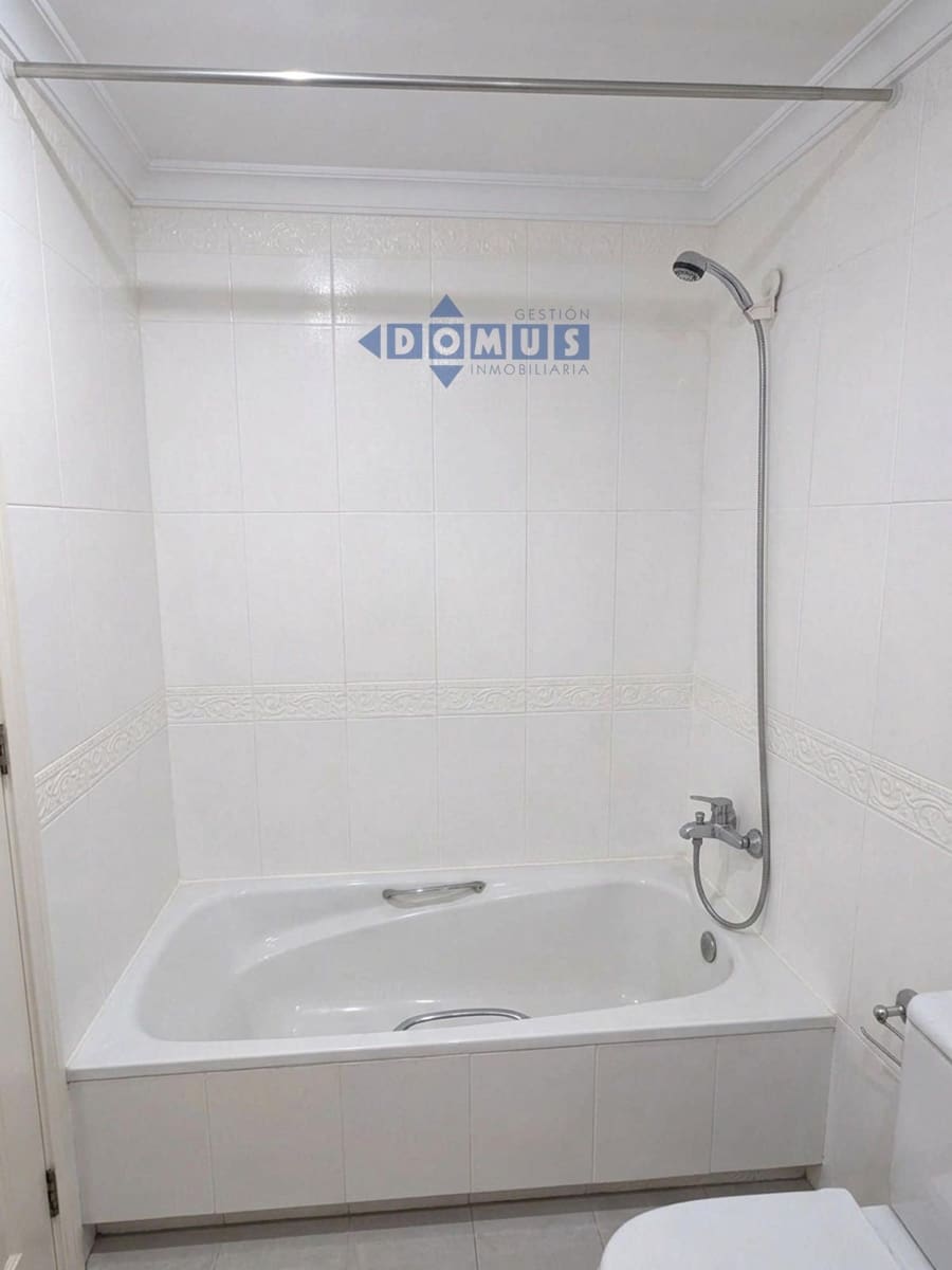 2 bedroom Penthouse for sale in San Pedro de Alcantara with garage - € 359,900 (Ref: 9780816)