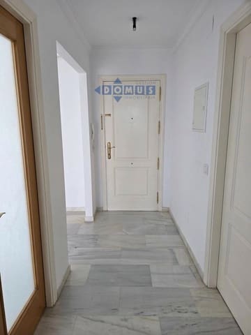 Ático de 2 habitaciones en San Pedro de Alcantara, Marbella en venta con garaje - 359.900 € (Ref: 9780816)