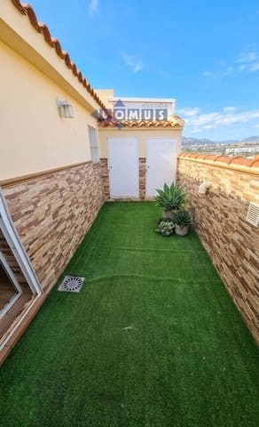 Ático de 2 habitaciones en San Pedro de Alcantara, Marbella en venta con garaje - 359.900 € (Ref: 9780816)