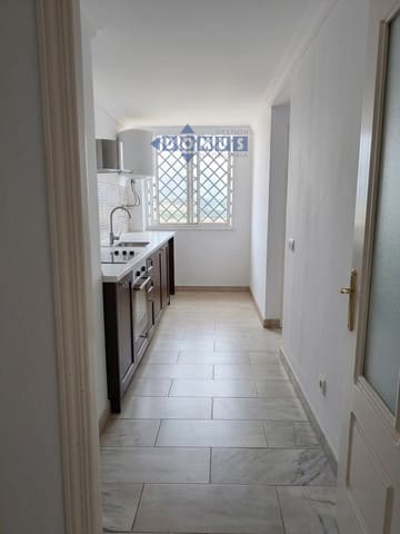 Ático de 2 habitaciones en San Pedro de Alcantara, Marbella en venta con garaje - 359.900 € (Ref: 9780816)