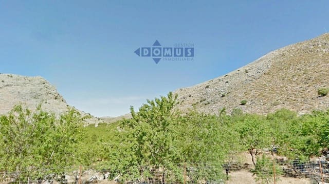 Ubebygd land til salgs i Júzcar - € 40 000 (Ref: 9795225)