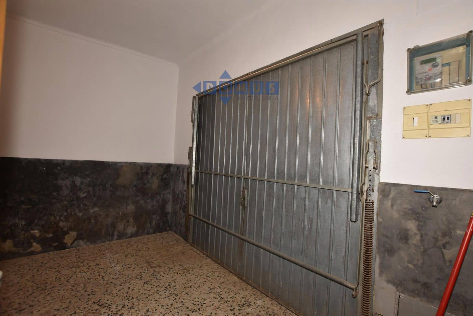 7 bedroom Villa for sale in Montejaque with garage - € 180,000 (Ref: 9844539)