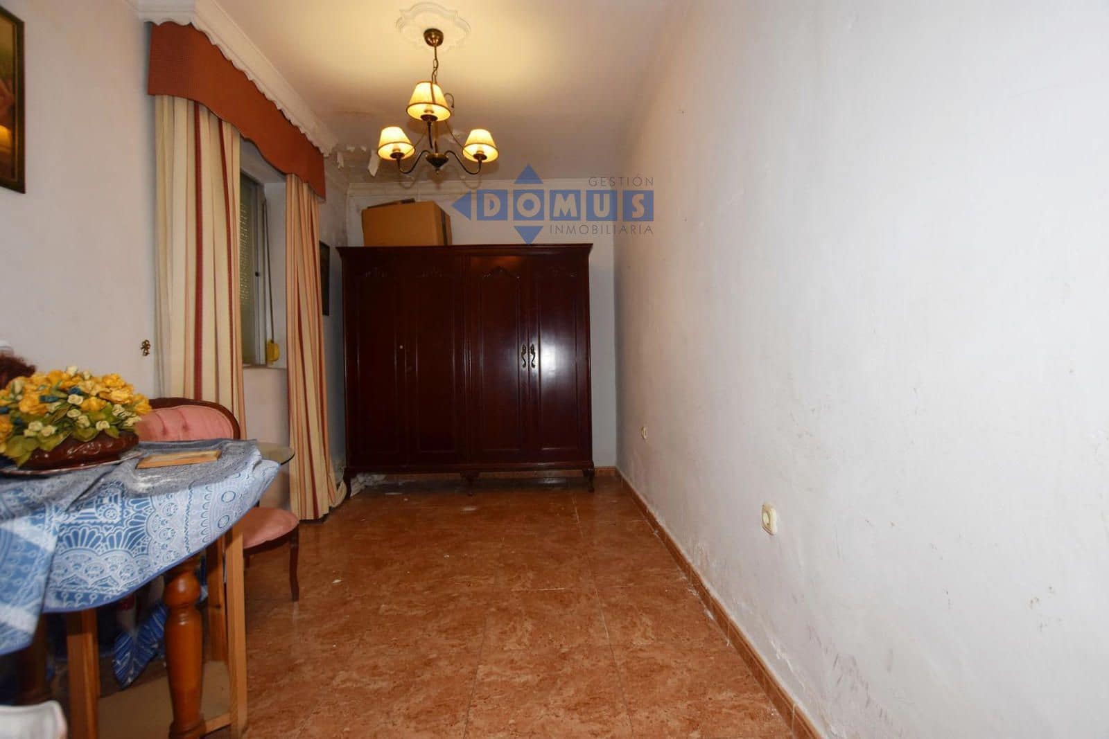 7 soveværelse Villa til salg i Ronda med garage - € 170.000 (Ref: 9880285)