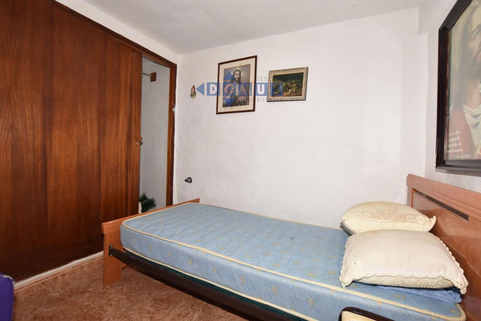 7 soveværelse Villa til salg i Ronda med garage - € 170.000 (Ref: 9880285)