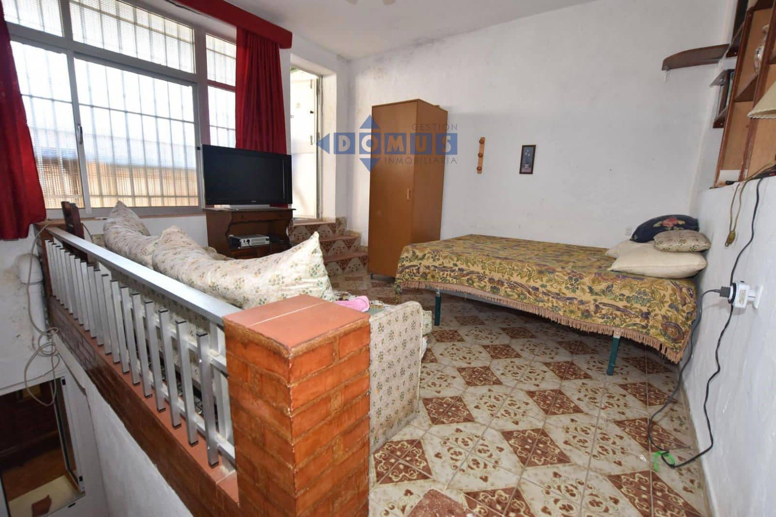 7 soveværelse Villa til salg i Ronda med garage - € 170.000 (Ref: 9880285)