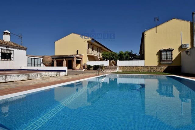 16 sovrum Finca/Hus på landet till salu i Ronda med garage - 3 000 000 € (Ref: 9883550)
