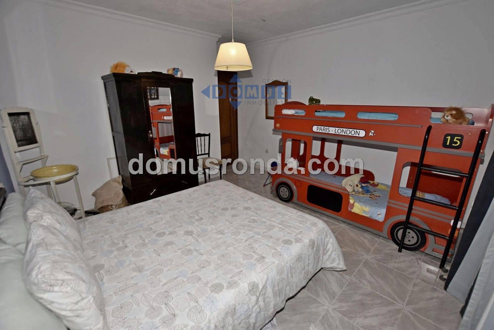 5 quarto Moradia para venda em Benaojan com garagem - 270 000 € (Ref: 9891340)