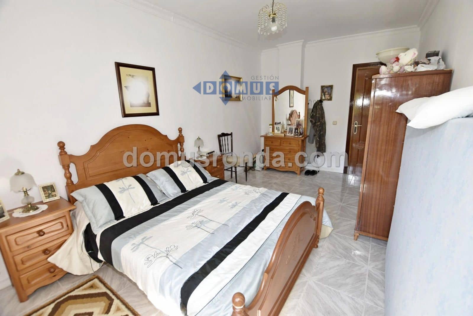 5 quarto Moradia para venda em Benaojan com garagem - 270 000 € (Ref: 9891340)