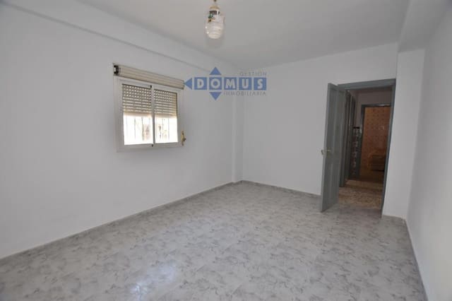 3 slaapkamer Villa te koop in Ronda - € 180.000 (Ref: 9893046)