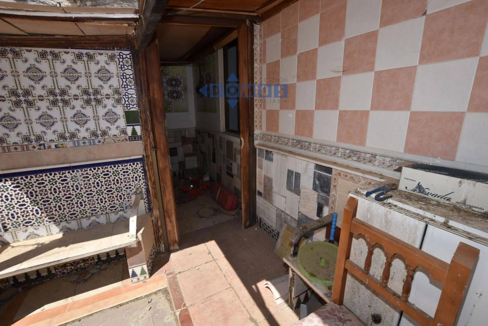 Chalet de 3 habitaciones en Ronda en venta - 180.000 € (Ref: 9893046)