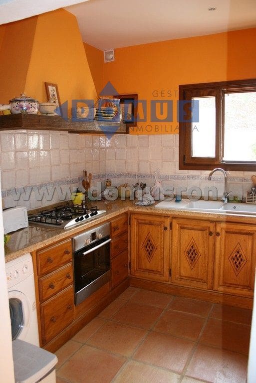 2 bedroom Finca/Country House for sale in Jubrique - € 550,000 (Ref: 9895466)