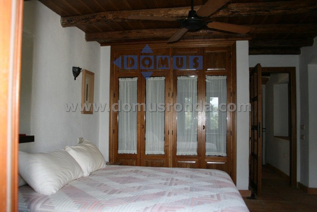 2 bedroom Finca/Country House for sale in Jubrique - € 550,000 (Ref: 9895466)