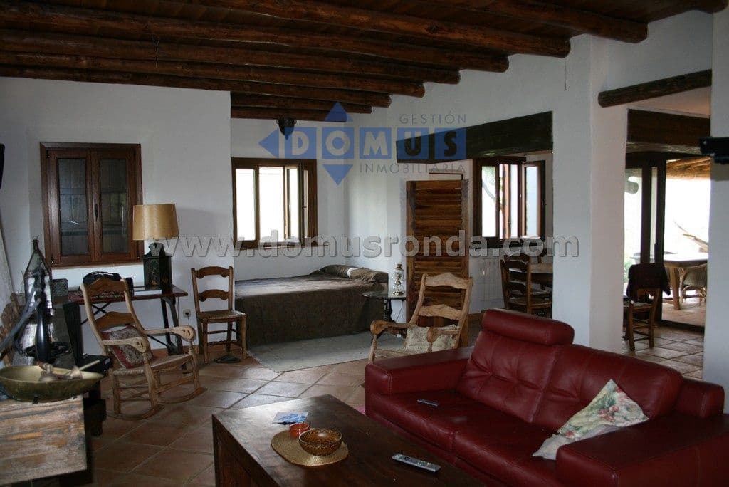 2 bedroom Finca/Country House for sale in Jubrique - € 550,000 (Ref: 9895466)
