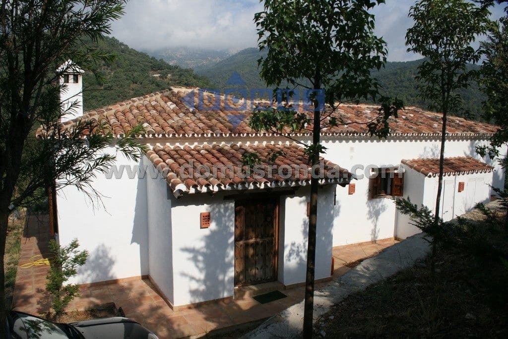 2 bedroom Finca/Country House for sale in Jubrique - € 550,000 (Ref: 9895466)