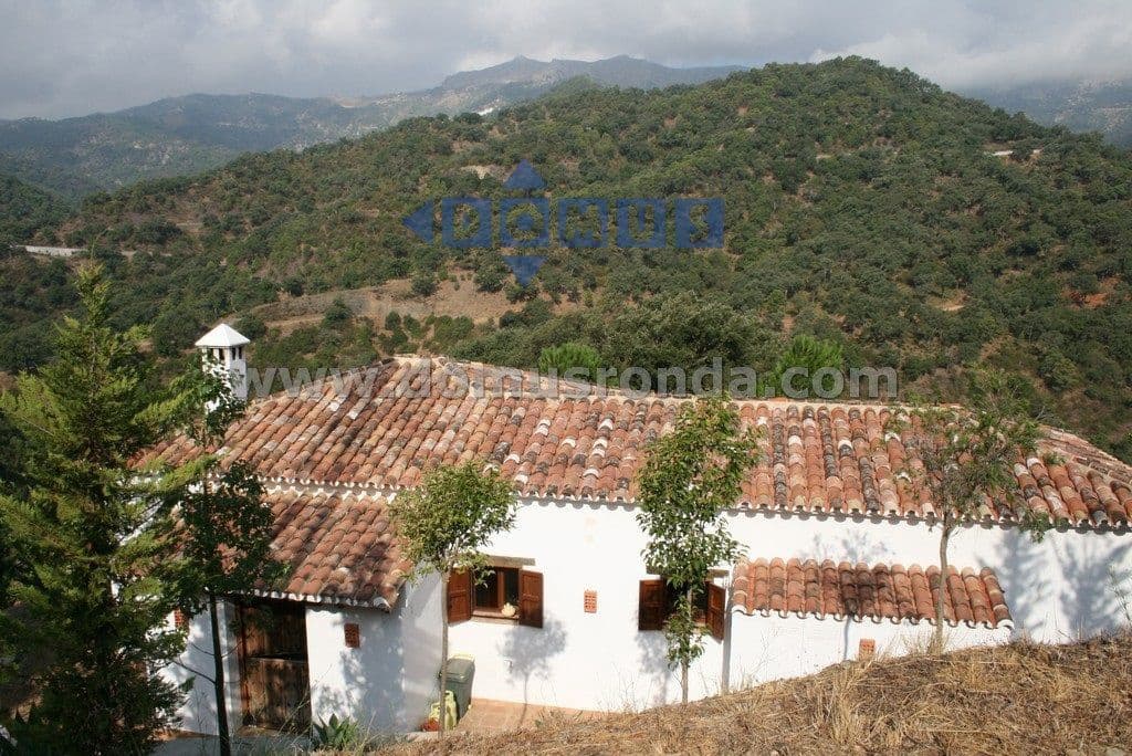 2 bedroom Finca/Country House for sale in Jubrique - € 550,000 (Ref: 9895466)